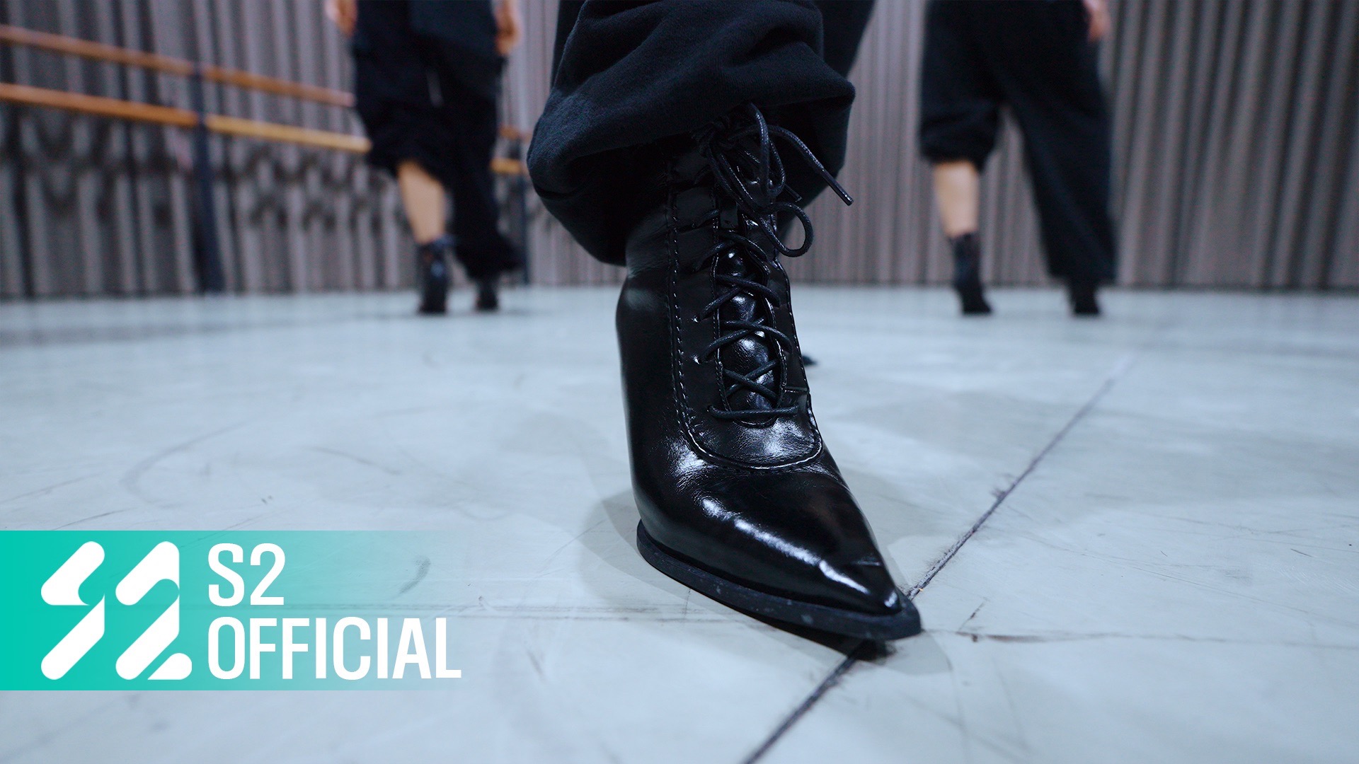 【KIOF】KISS OF LIFE — 'Lips Hips Kiss' Dance Practice