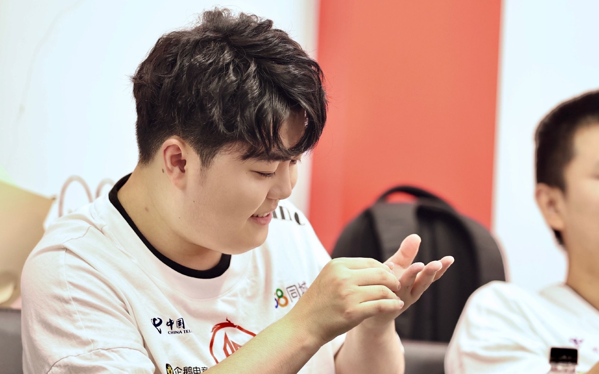 傻子佳佳10.8 笑影 汤佳杰