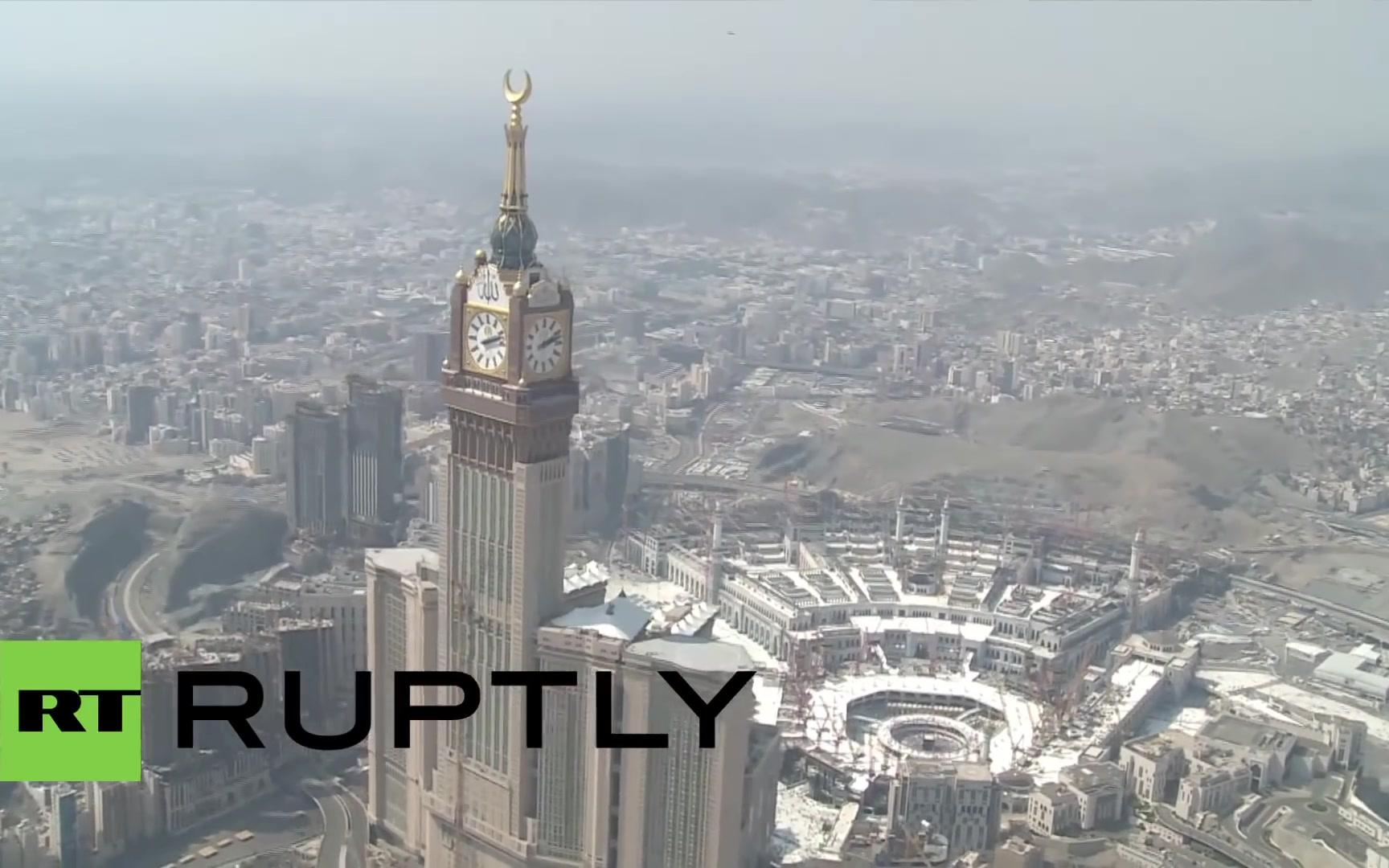 航拍麦加壮阔的伊斯兰圣城Aerial footage shows Mecca's Grand Mosque under construction哔哩哔哩bilibili