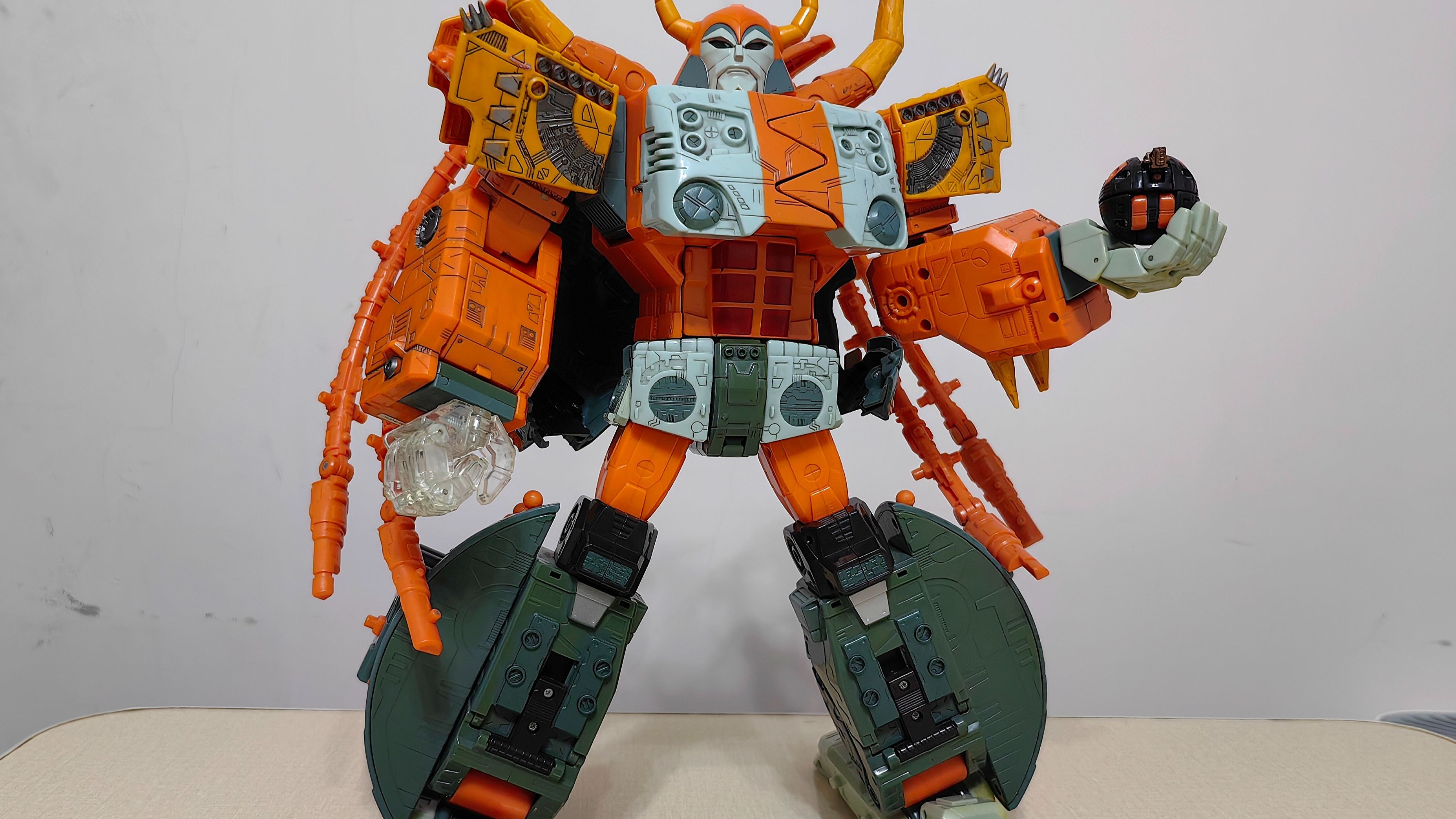 第355期 变形金刚g1 2010限定配色宇宙大帝