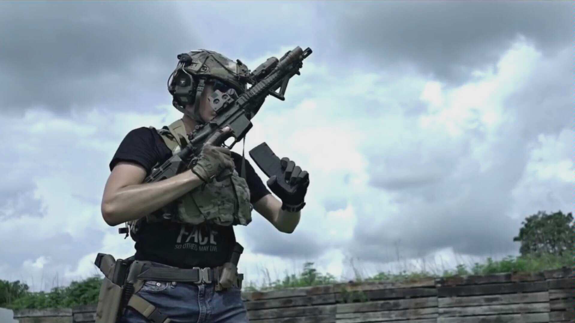 卢卡斯的战术训练mk18_哔哩哔哩 (゜-゜)つロ 干杯~-bilibili