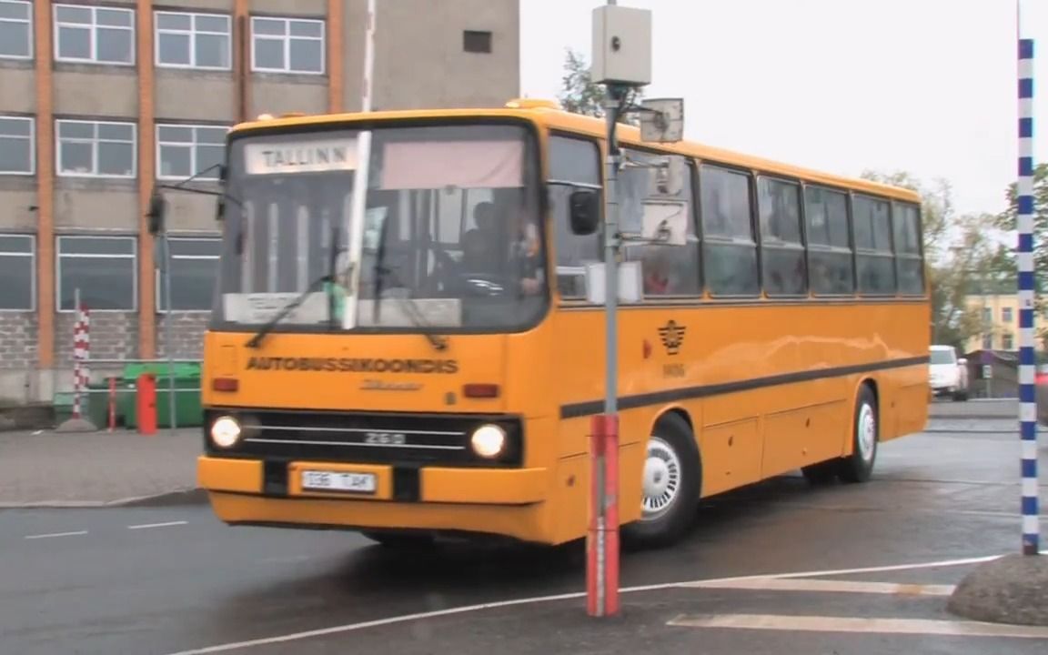 【伊卡路斯巴士】Driving an Ikarus 260.37 (1988) in Tallinn, 2016哔哩哔哩bilibili