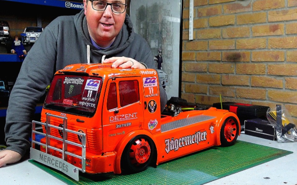 世界上最大的rc遥控漂移卡车!1/5比例 8s动力