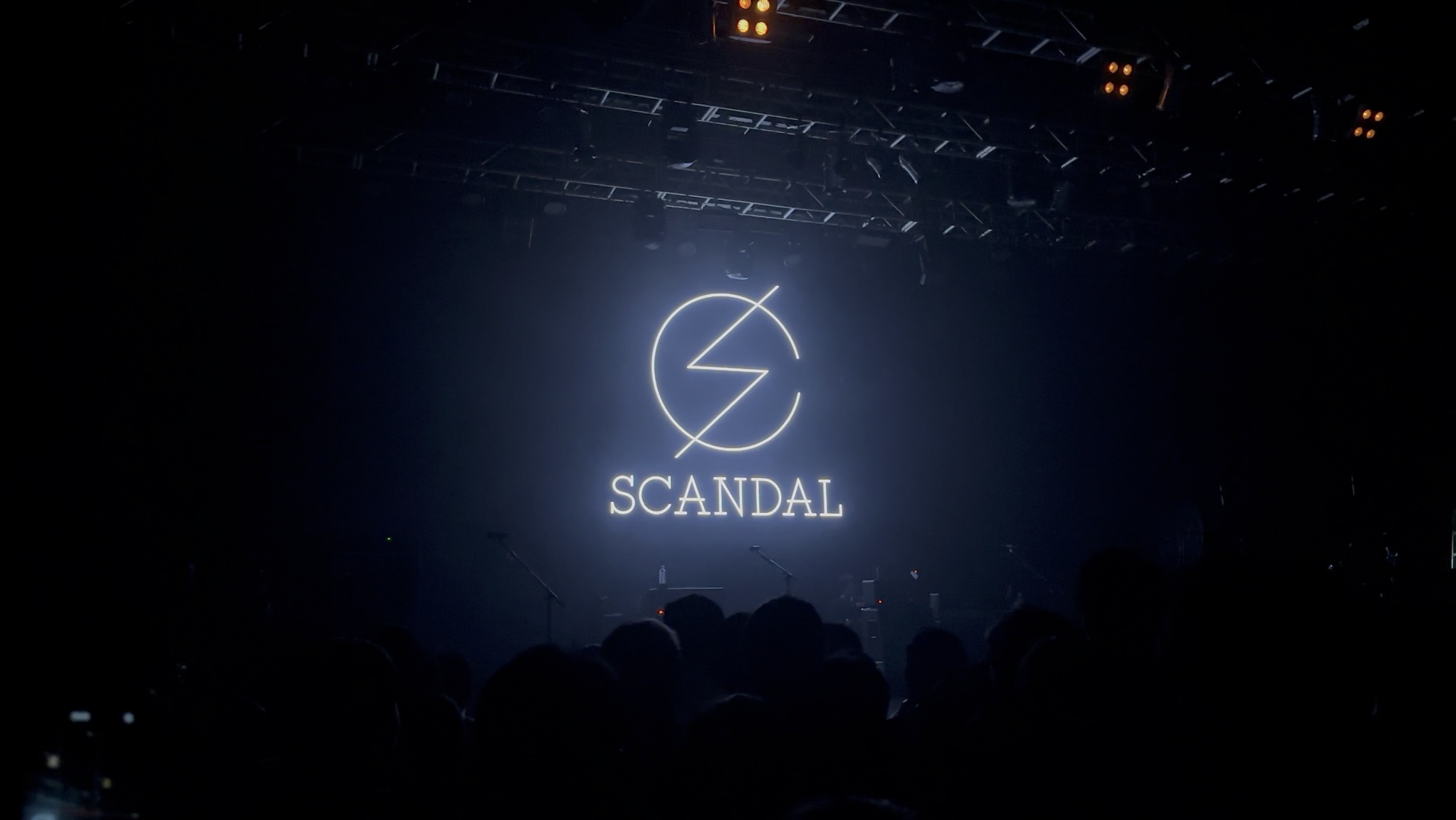 [图]乐队现场：SCANDAL·LUMINOUS巡演上海站 24.6.13