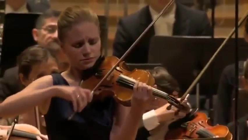 [图][茱莉亚费舍尔 柴小协]Julia Fischer - Tchaikovsky - Violin Concerto in D major, Op 35