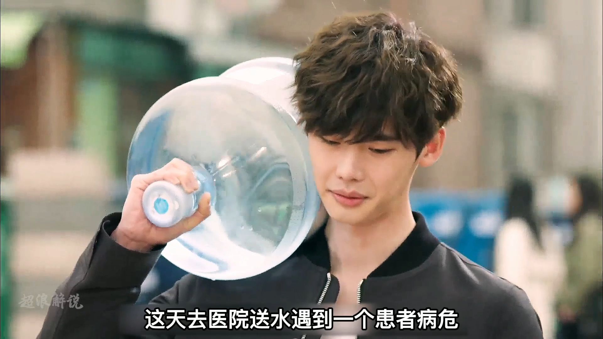 韩剧doctor异乡人天才医生朴勋在医院见到失踪多年的女友宋在熙