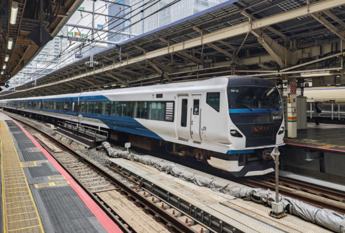 【日本铁道】伊豆舞女号特急"踊り子"东京站发车 e257系电车