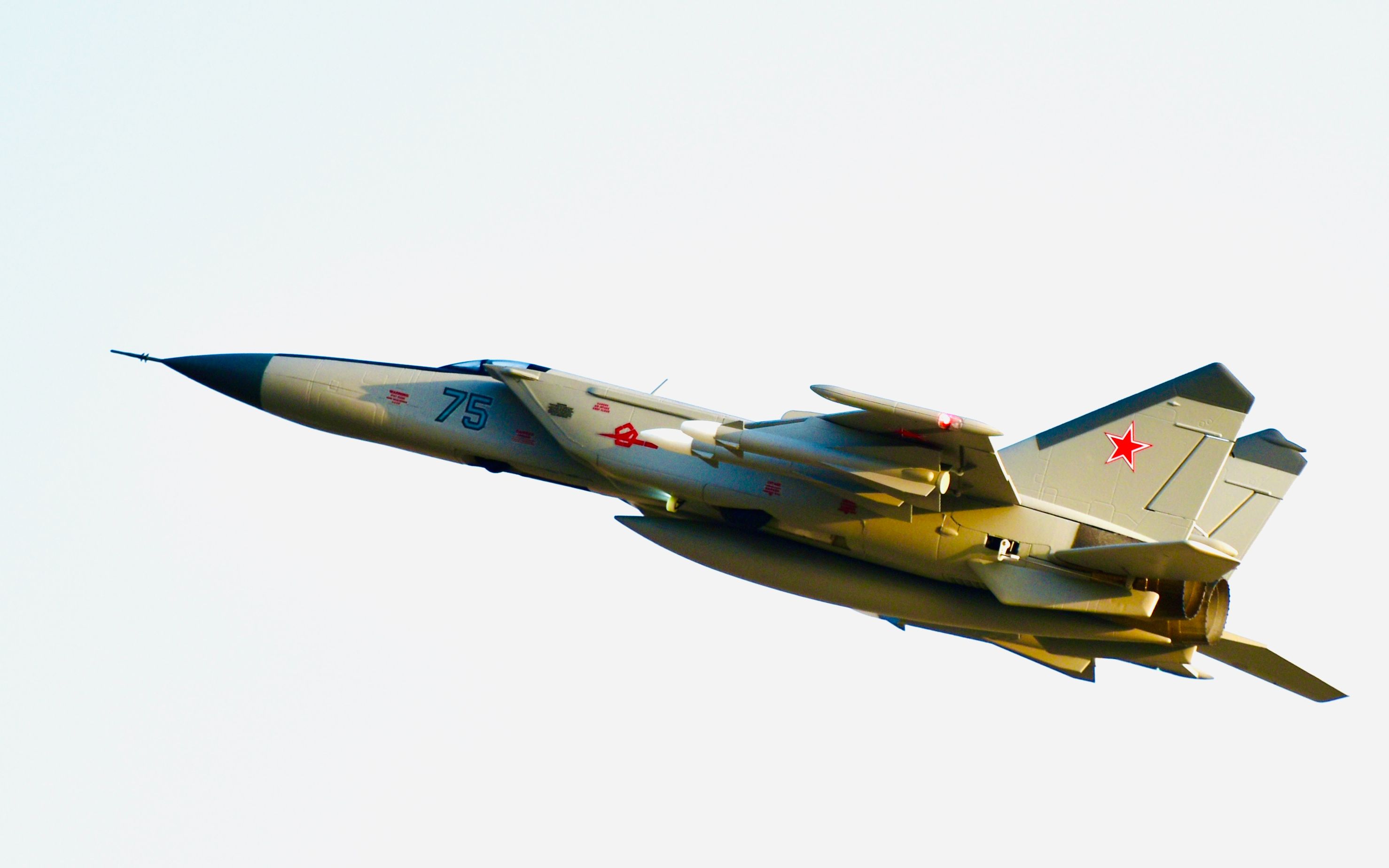 风范模型 双64 米格25宣傳視頻