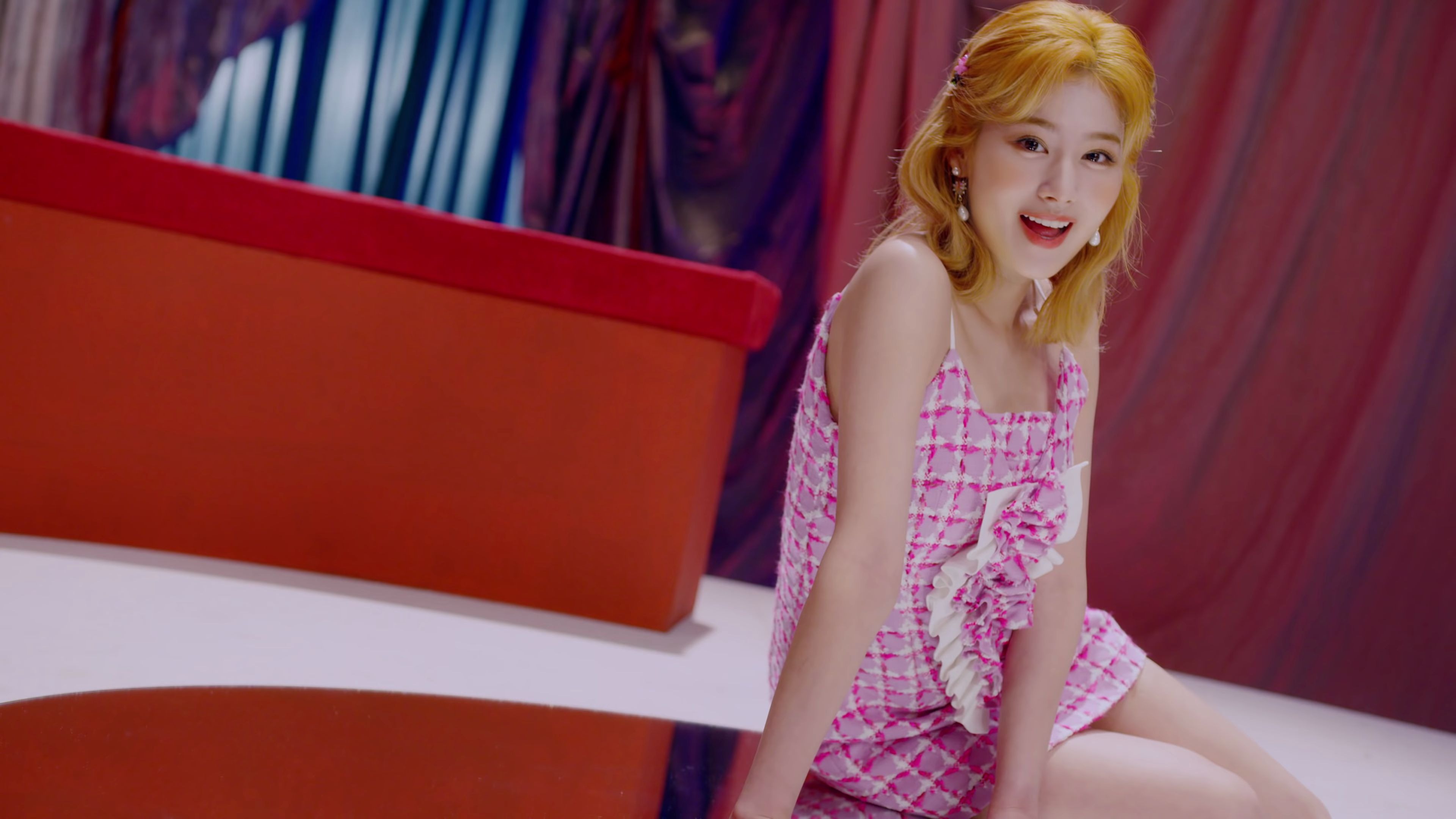 twice 日文新单《fanfare》官方mv_哔哩哔哩_bilibili