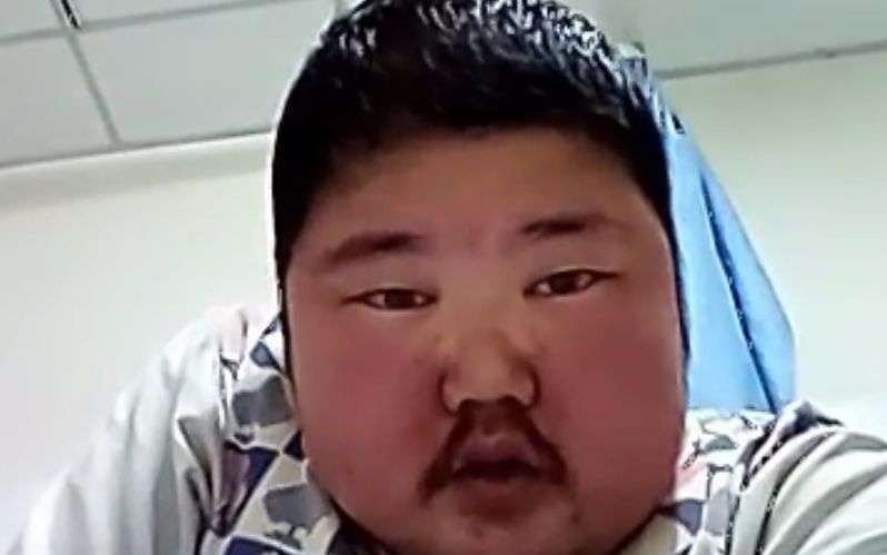 快乐的袖珍小子的日常15