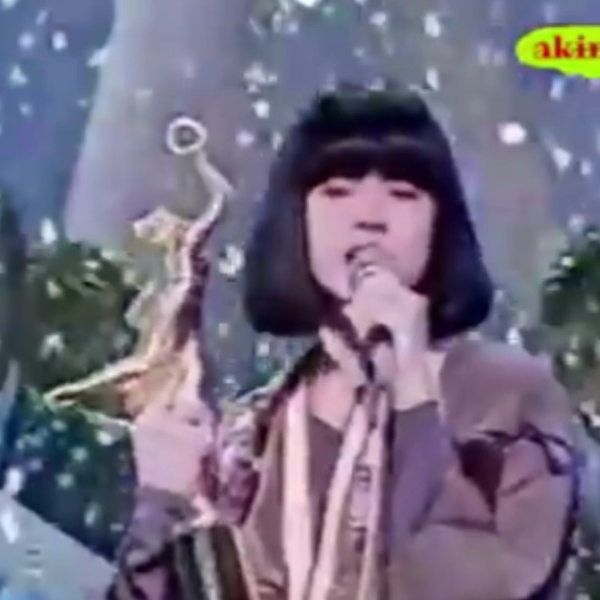 明菜受赏】中森明菜-DESIRE -情热- 86 全日本有線放送大賞上半期