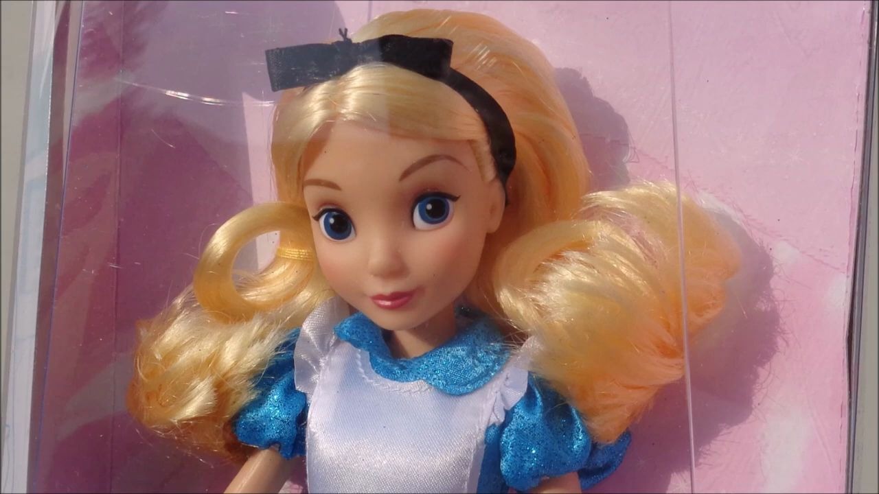 娃娃评论迪士尼爱丽丝梦游仙境娃娃新娃娃