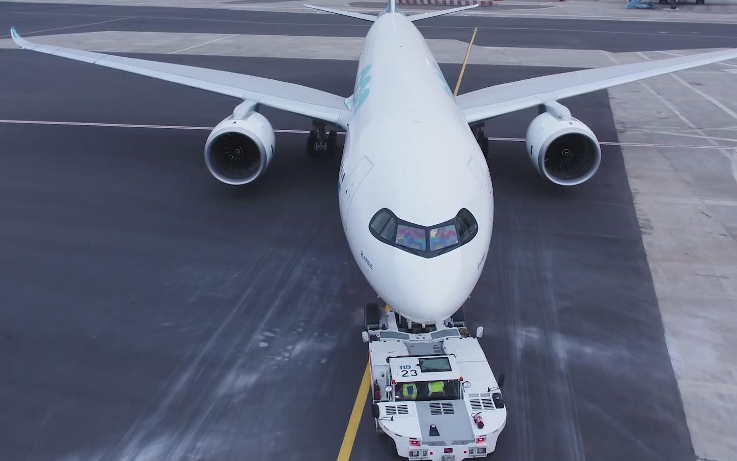 【空中客车】首架空客A330900NEO 首飞精彩回顾哔哩哔哩bilibili