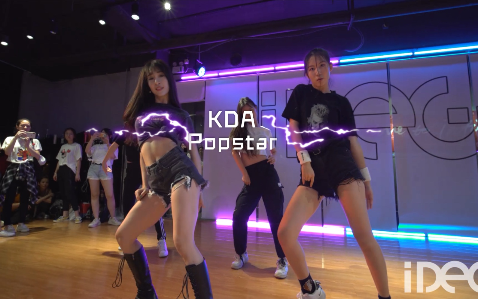 [图]【IDeG】KDA/Popstar 魔鬼身材翻跳｜小姐姐我太可以了！