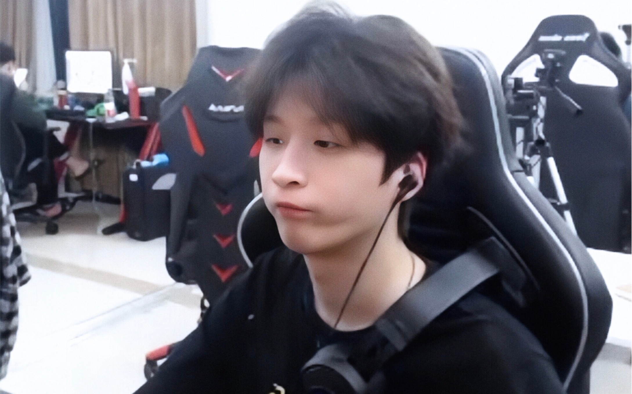 4am永远在吗在吗来听人间唢呐唱歌