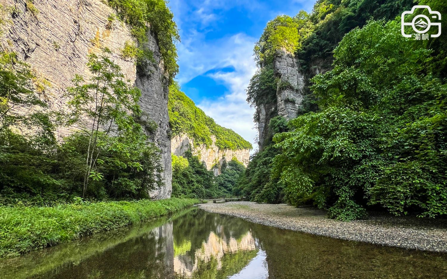 奉节龙桥河,溶洞暗河天生桥,瀑布峡谷野生猴,藏在山中鲜为人知