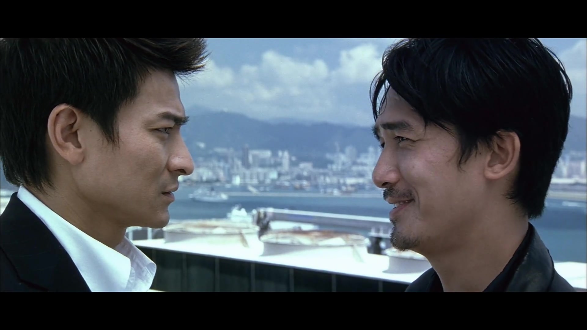 无间道infernal affairs天台片段