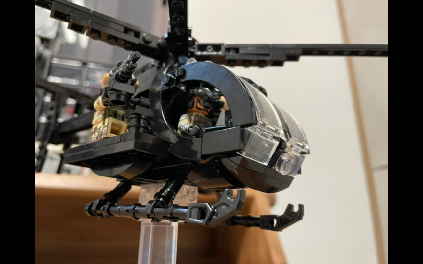 复刻 改装 第三方brickmania的mh-6直升机(小鸟直升