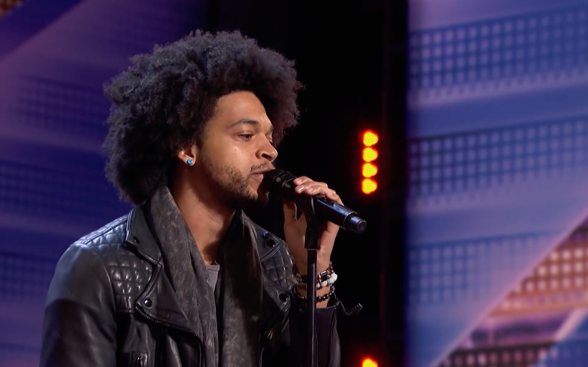 【2019美国达人秀】黑人灵魂歌手,唱到每一个失恋的人心里