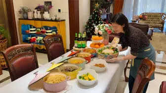 Download Video: 今天的大聚餐，花了1200块做了20人份的鲍汁捞饭！