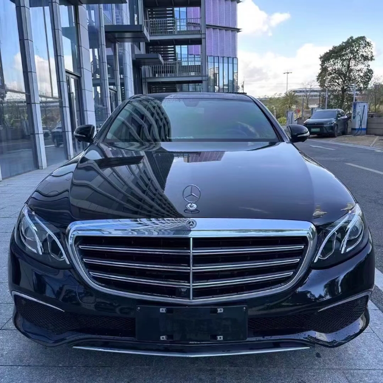 19年奔驰e300立标,2.0t,债权转让 状态正常,手齐续69全.现全款14.