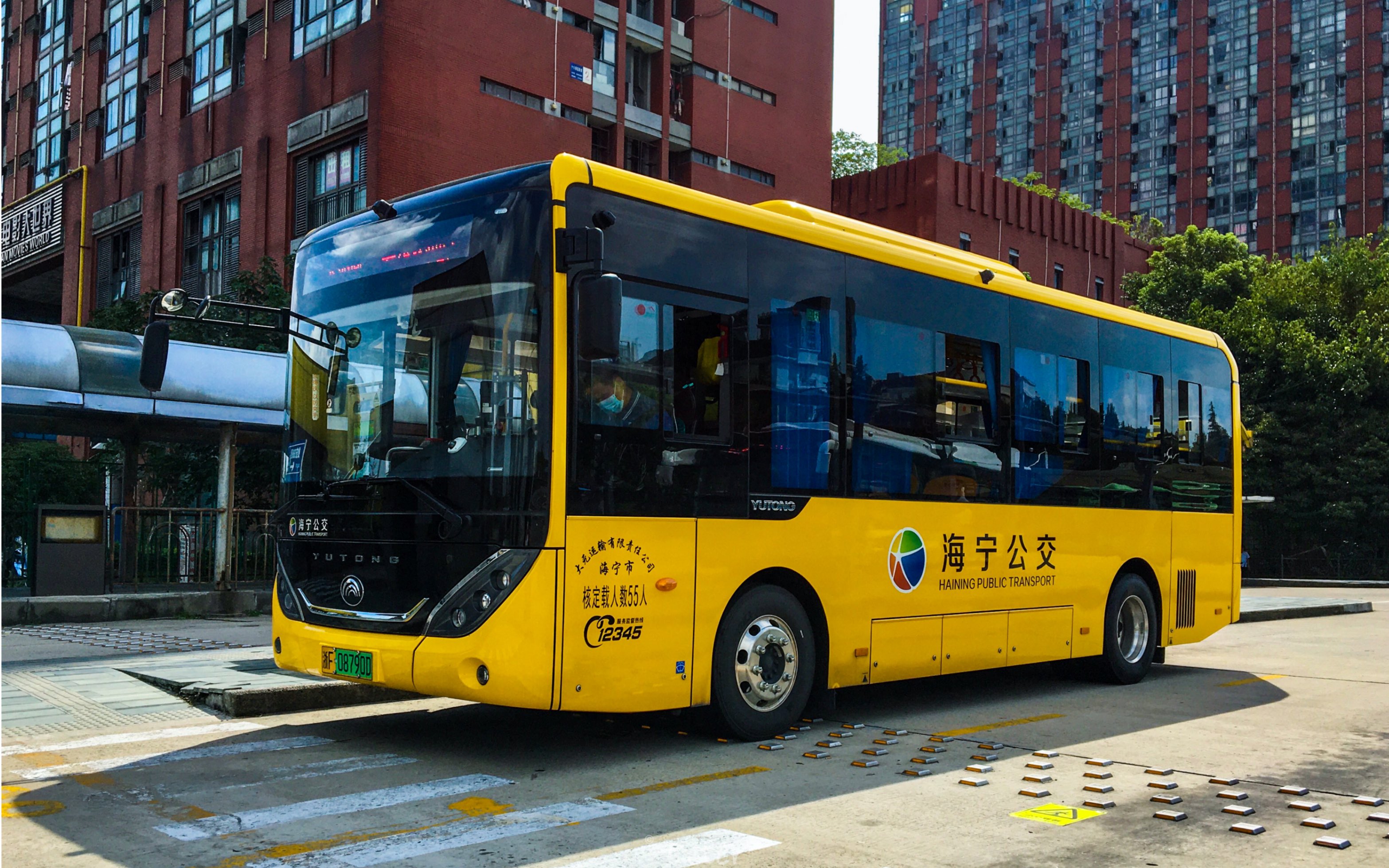 【下沙城】海宁大元公交宇光e8i 出站视频