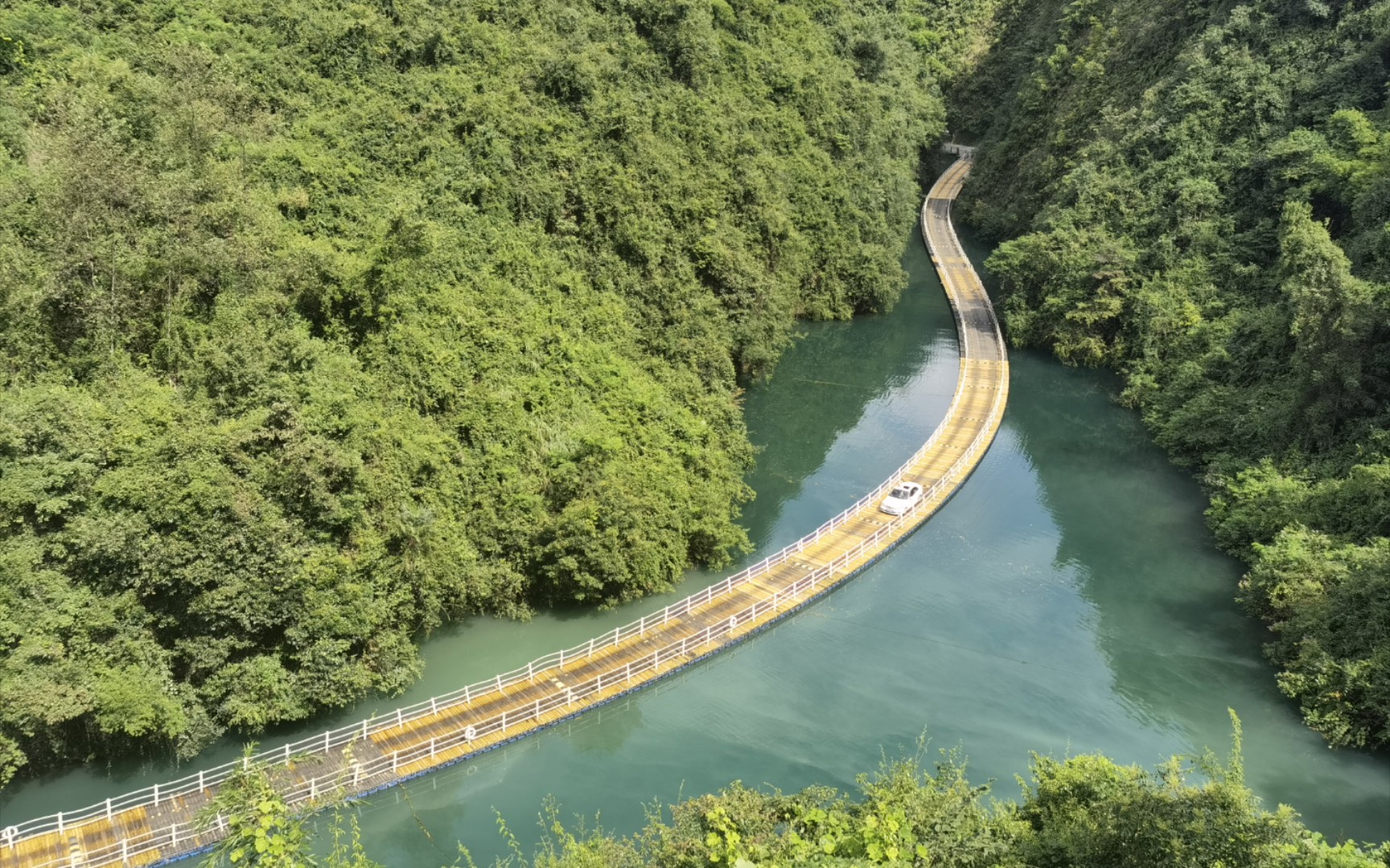 恩施狮子关浮桥