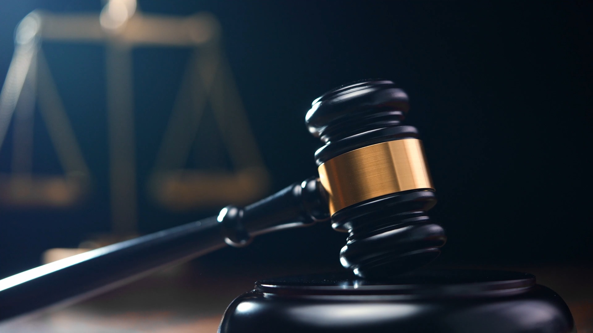 法院司法法院形象镜头法槌法袍审判庭 4K高清实拍视频素材丨编号：019