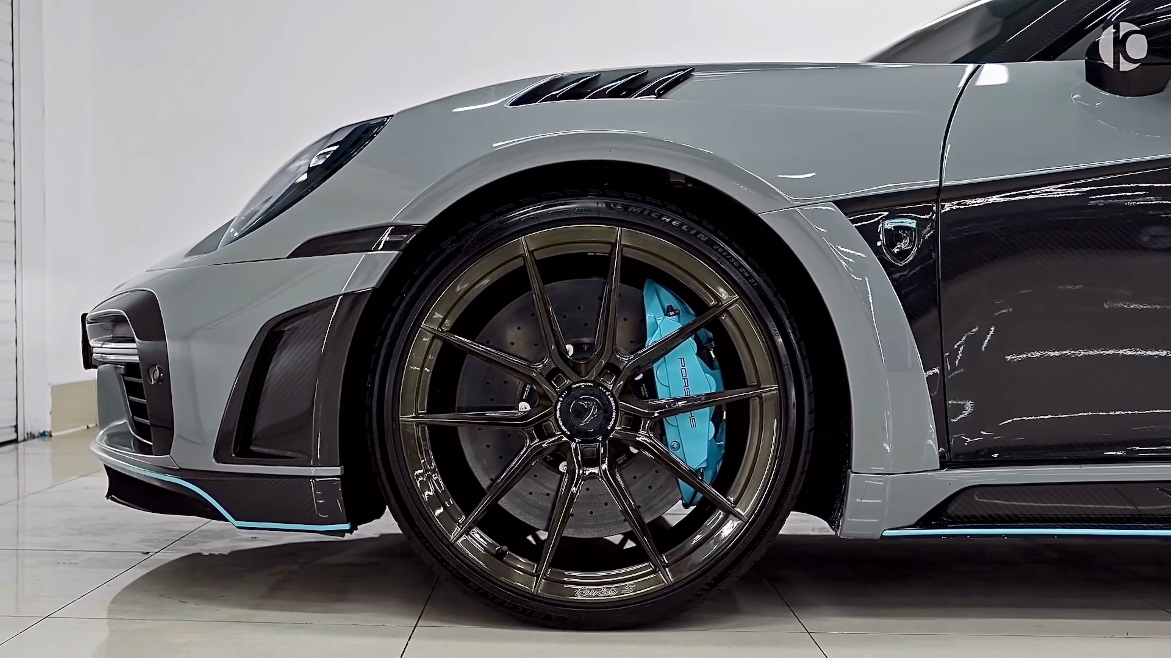 保时捷911turbos stinger gtr 850马力,峰值扭矩960牛米,0-100公里