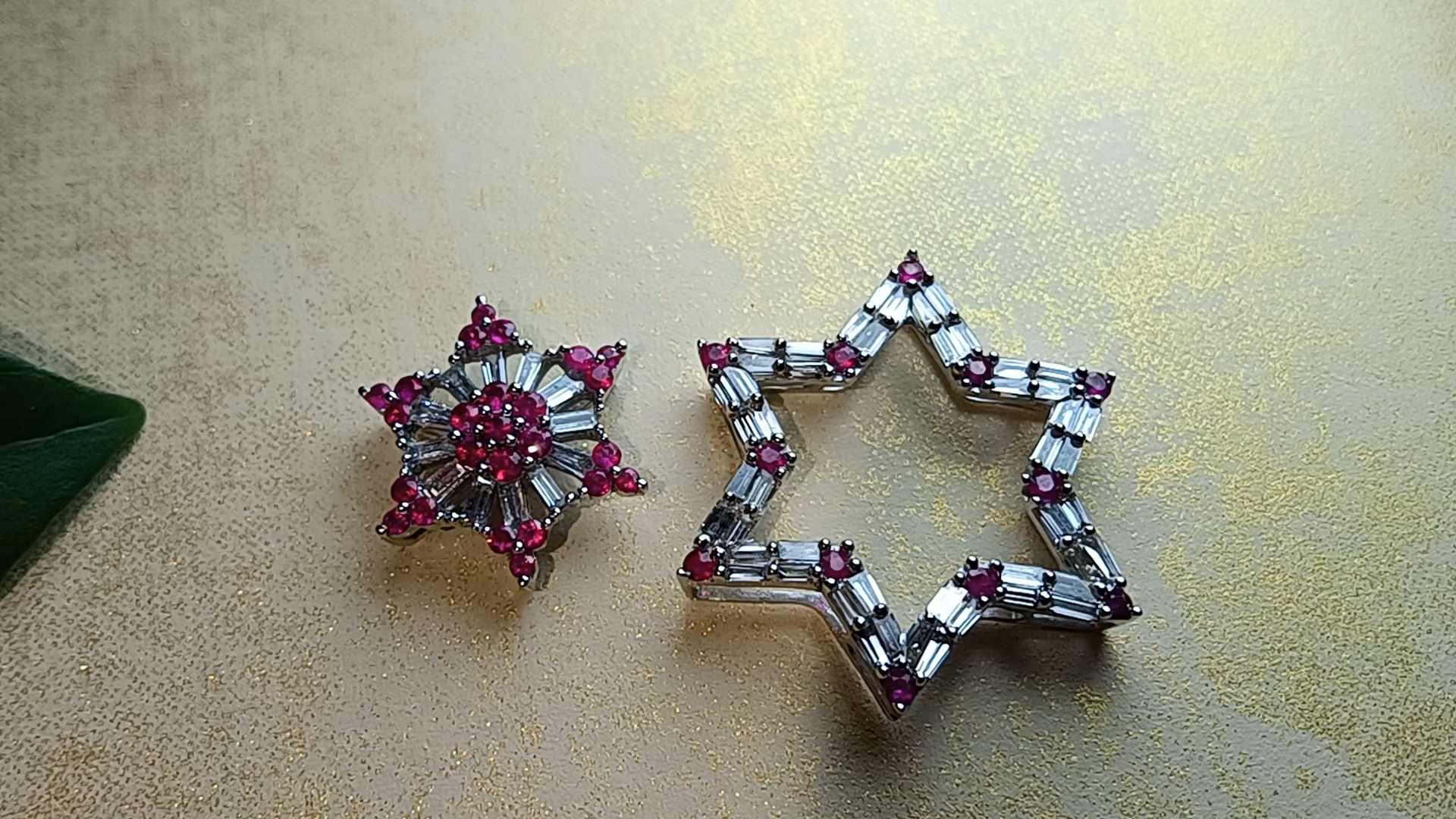 红宝石镶钻六芒星项链