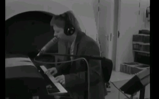 [图]【Radiohead】I Froze Up (Thom on Rhodes Piano)