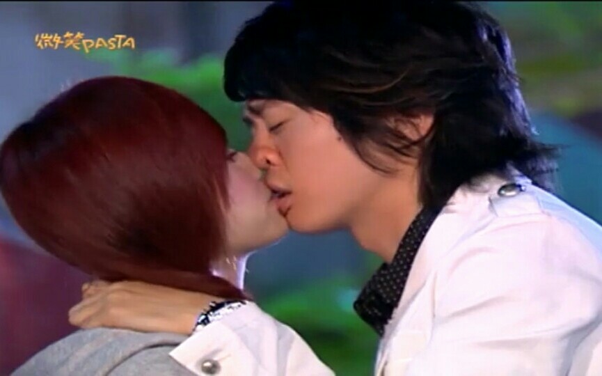 何群x成晓诗~【KISS】微笑pasta 张栋梁王心凌高甜吻戏合集哔哩哔哩bilibili