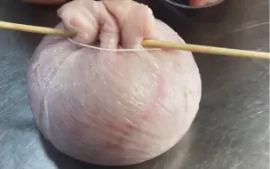 Tải video: 这才是真正的“肉包子”，出锅后馋哭了