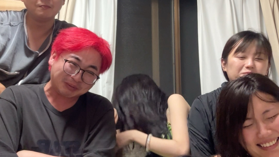 憋笑挑战