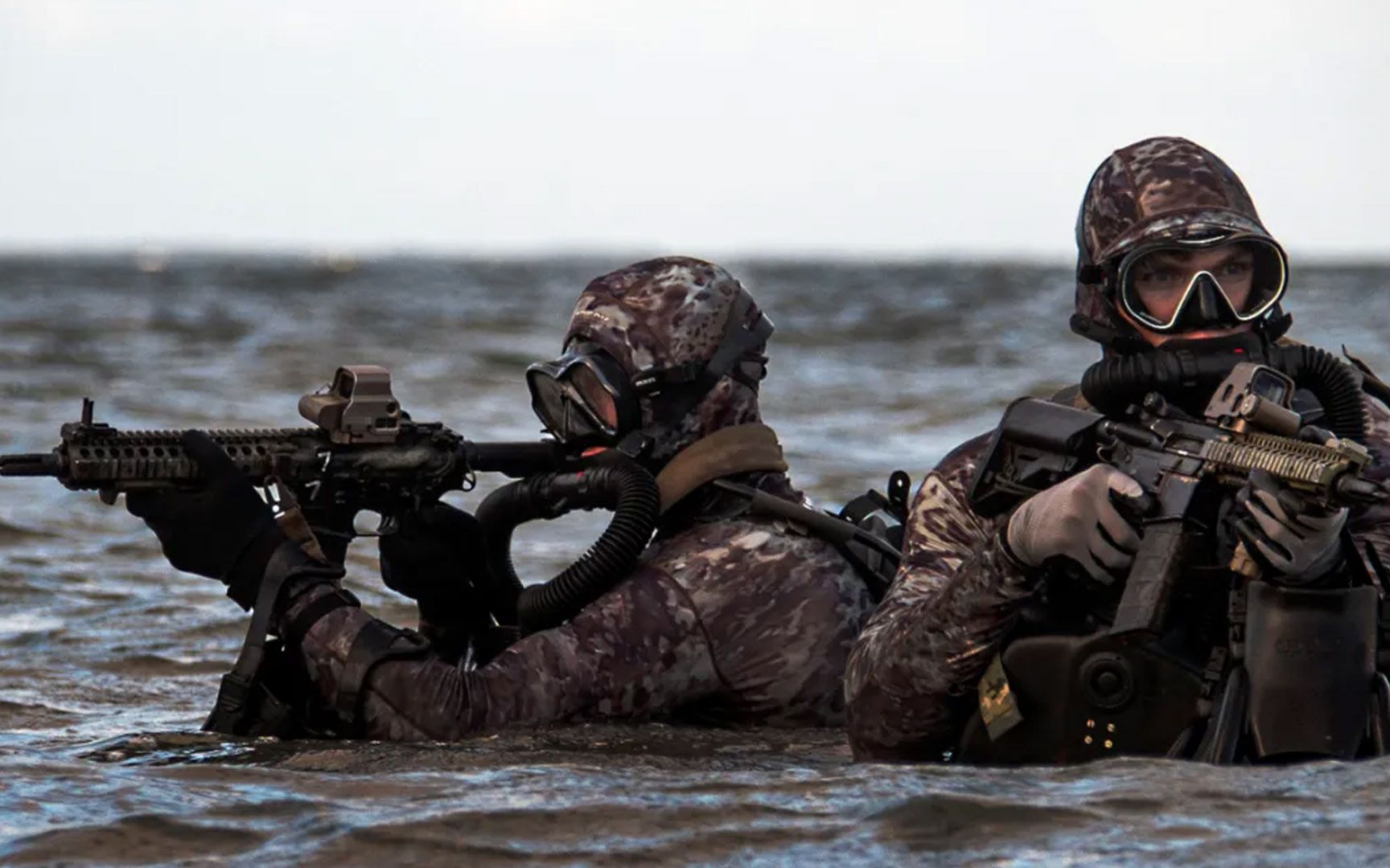 美军海豹突击队悍然"约战":反恐很危险 但更想跟中国打!