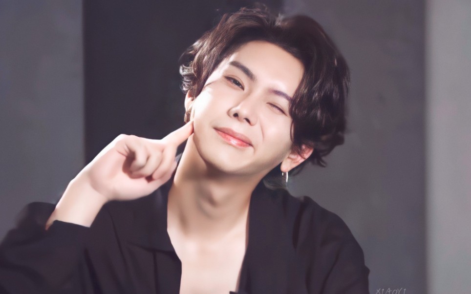 【杨宇腾yu】0901完全娱乐26周年庆完整版|可爱三连拍|再唱水蓝色情人