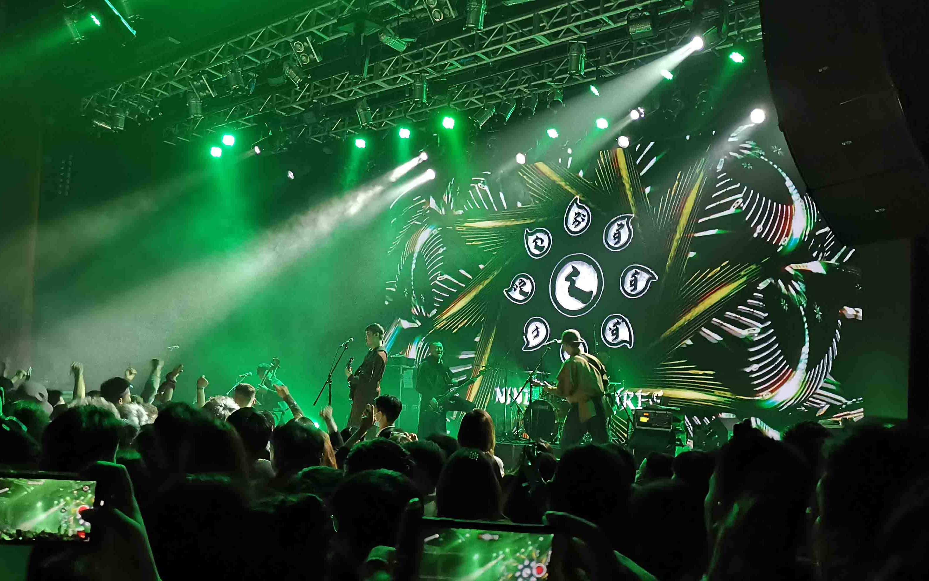 大宝贝上海太湖迷笛新年音乐节实录九宝郁葬尸湖利维坦等