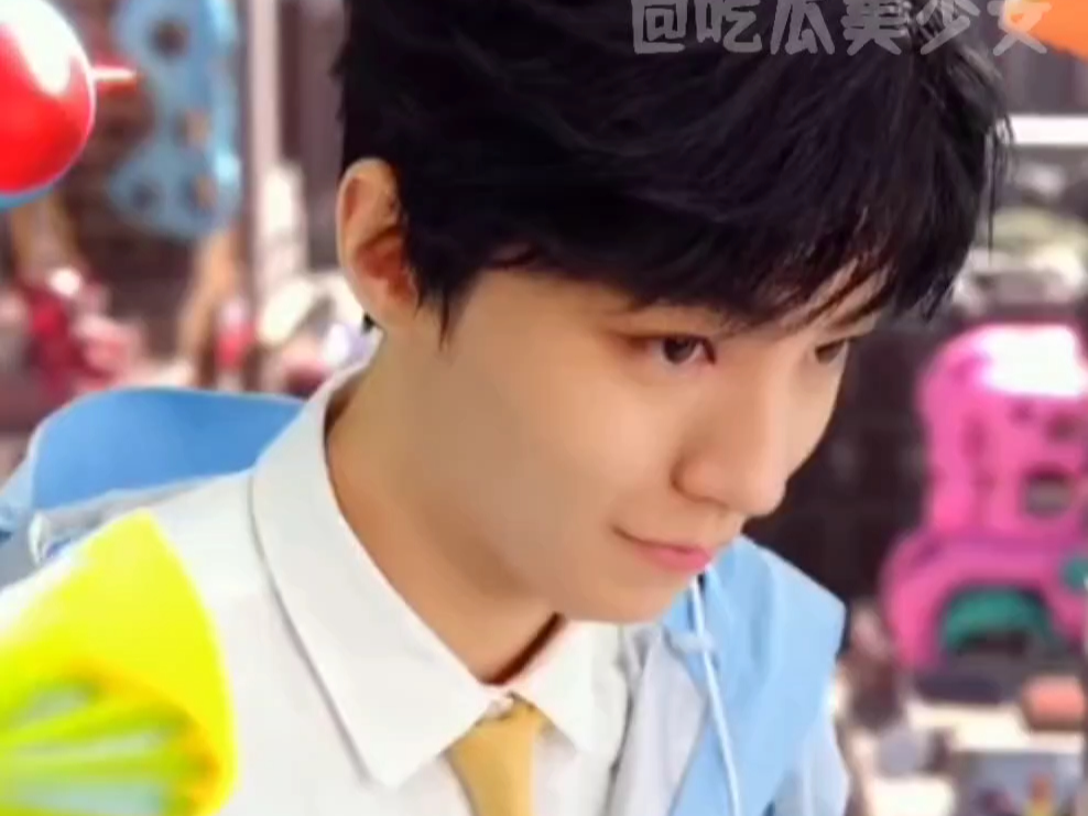 王俊凯演上奥特曼了 你小汁这下演爽了吧