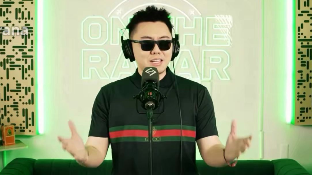 揽佬深情演唱《北京欢迎你》