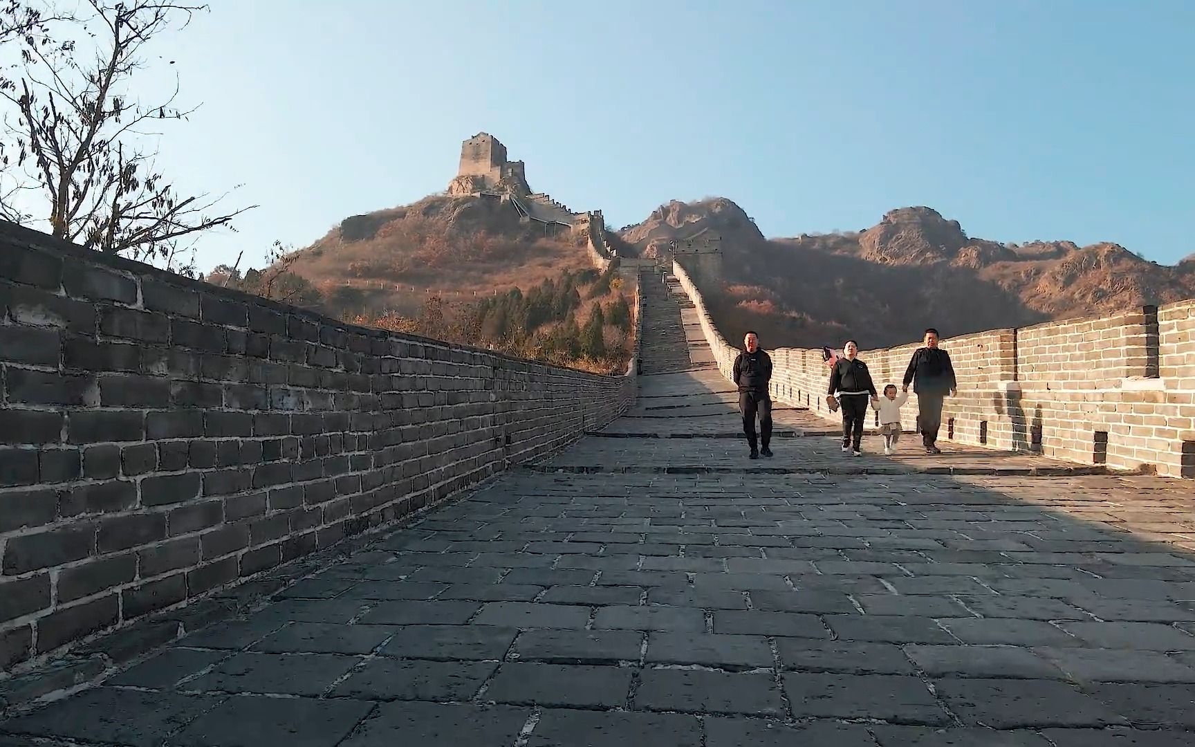 长城全程航拍025(2020秋)攀登山海关角山长城,旱门关和镇虏台