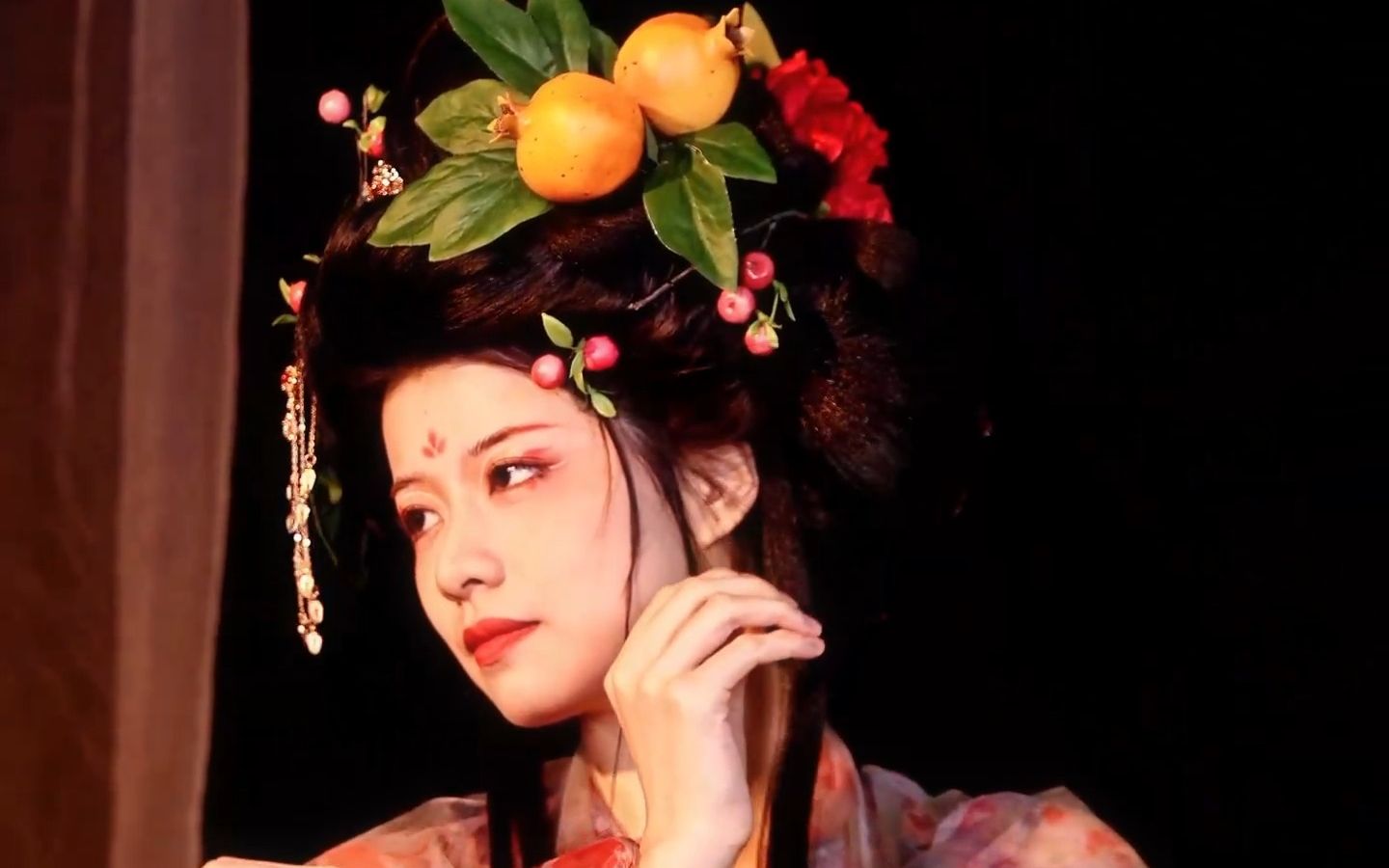 十二花神素人改造之石榴花|浓绿万枝红一点,动人春色不须多