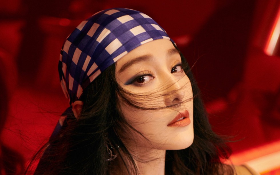 范冰冰亮相uti2021秋冬时装秀