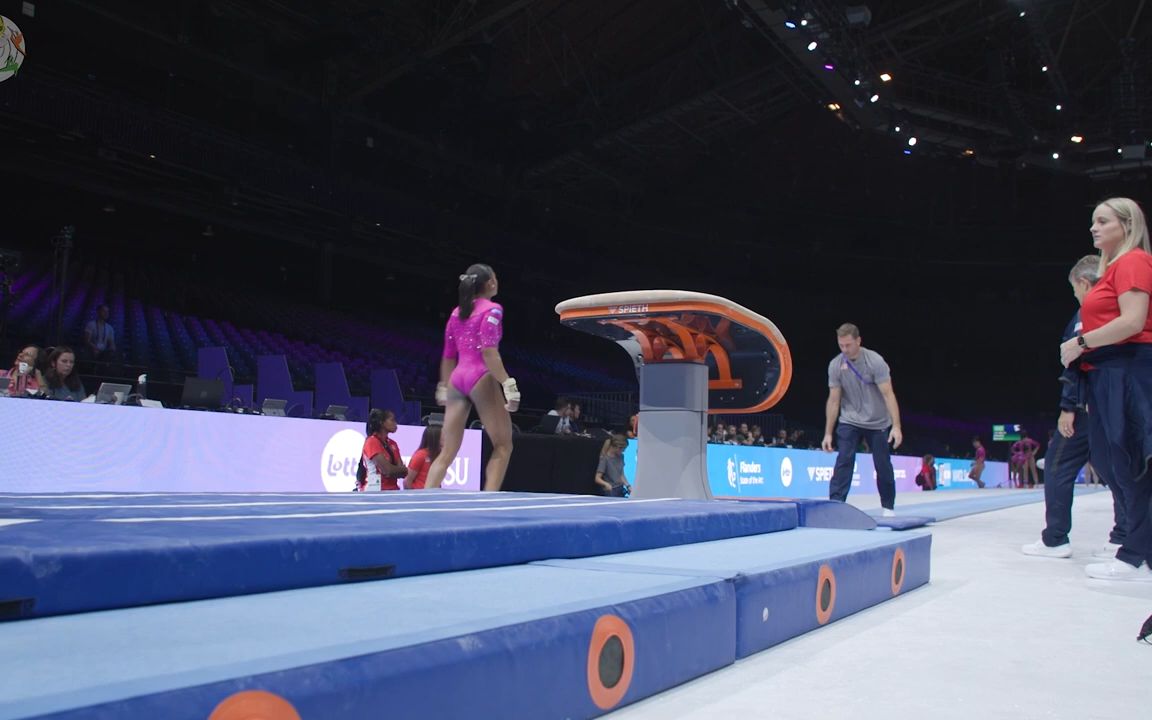 Shilese Jones (USA)  VT  Podium Training  2023 World Championships Antwerp哔哩哔哩bilibili