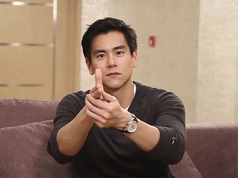 各地彭于晏刷到自己难道不尴嘛 #于 #翻滚吧阿信