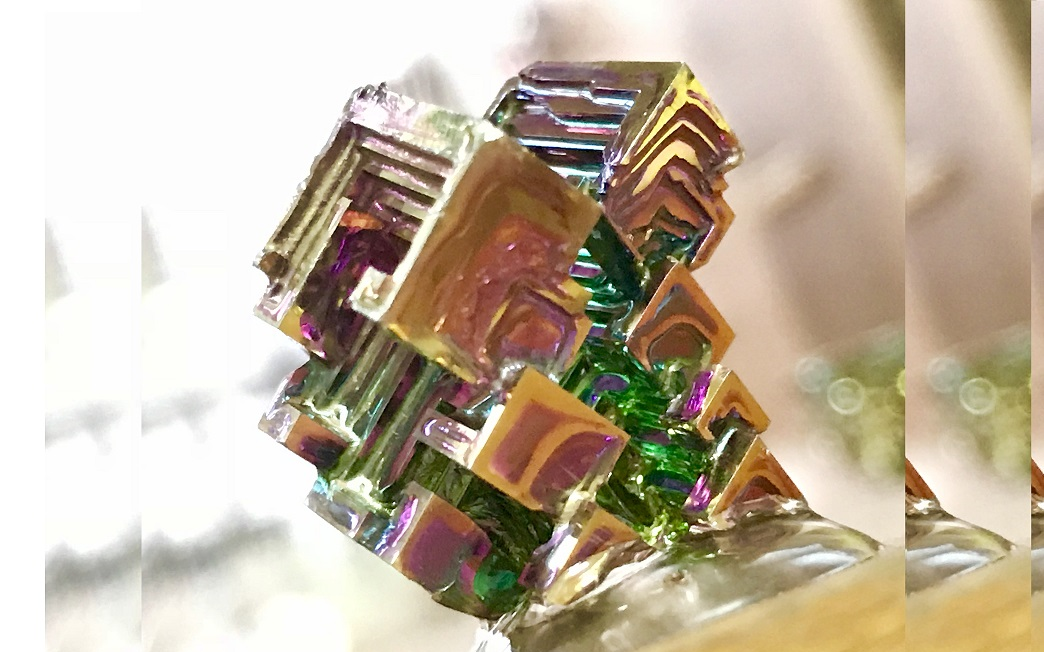 海鲱鲤炼铋记2中秋来啦制作彩色的铋晶体送给朋友们吧五彩缤纷的铋