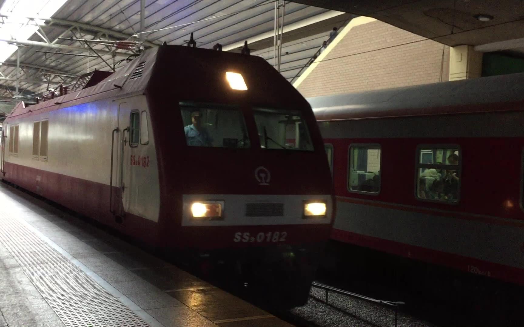 【北京站】北京站的单机ss9g0182