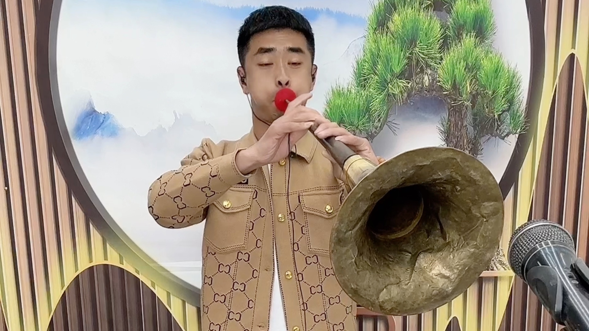 赵小飞东北大唢呐演奏:北郊