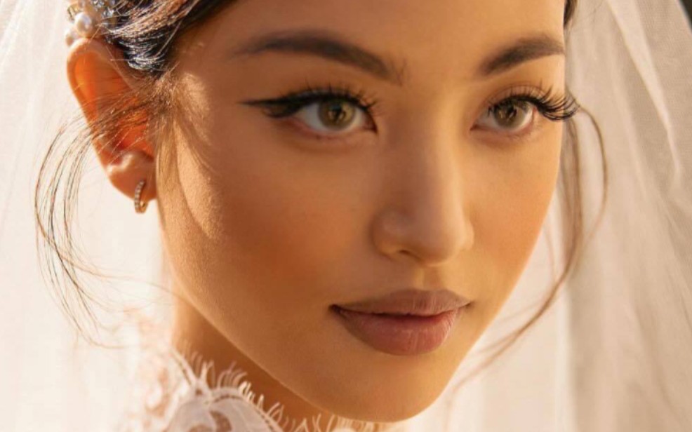 你正在追的泰国泰剧 24岁泰版流星花园藤堂静fah带着女儿与帅气飞行