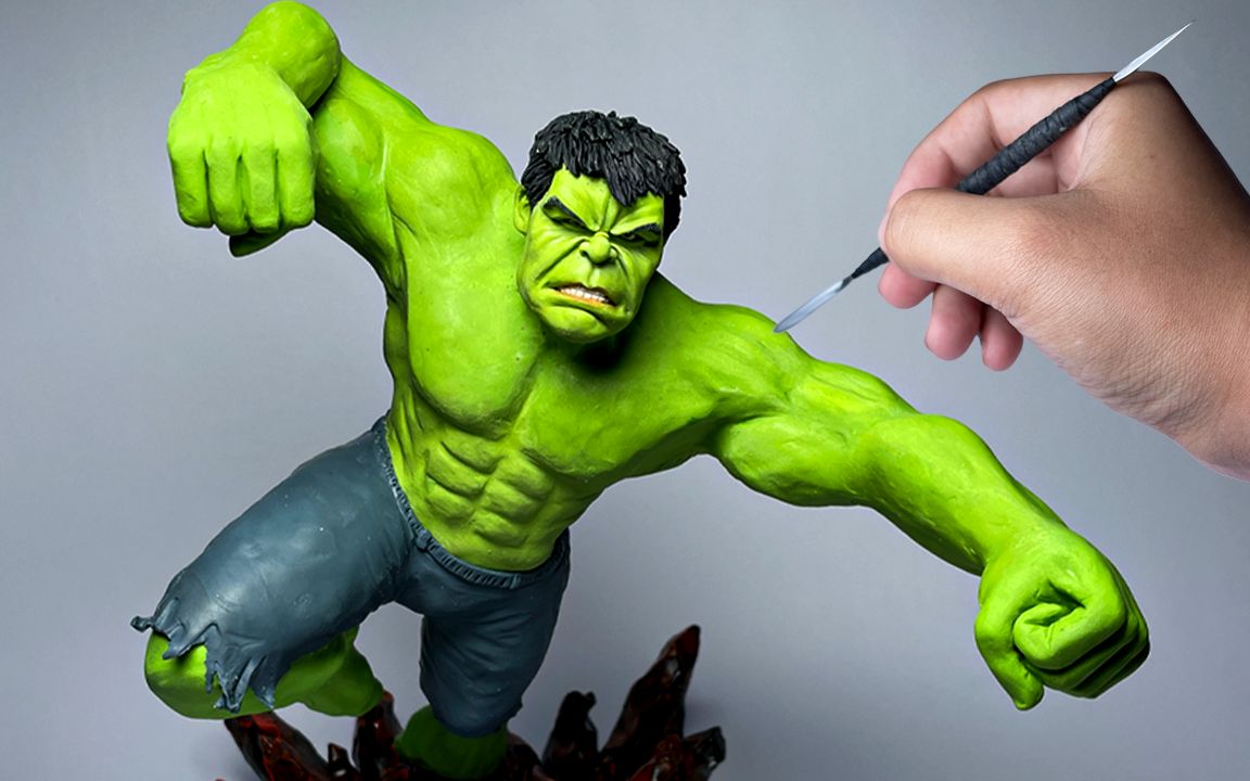 泥塑制作「绿巨人」浩克,你打几分?