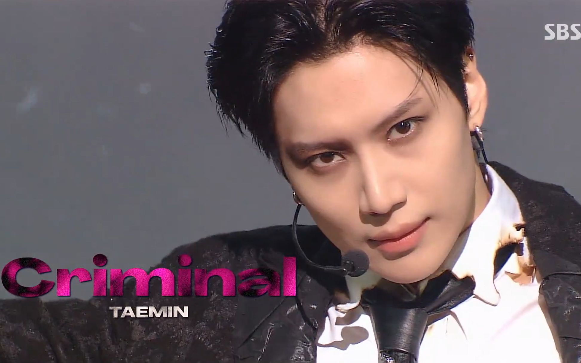李泰民新曲criminal预告 mv 舞台合集.